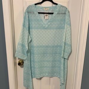 Aqua  Tunic Top OR Swimsuit Cover! Very Versatile Piece